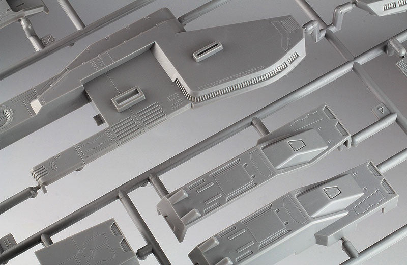 1/4000 SDF-1 Macross Fortress Warship (The Movie Ver.)