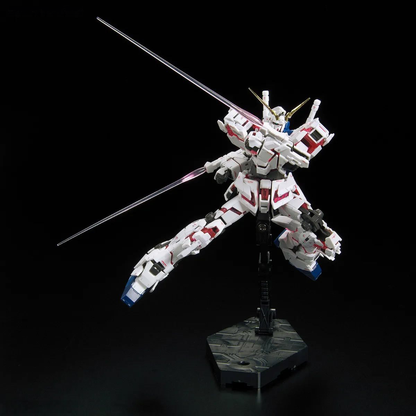 1/144 RG RX-0 Unicorn Gundam - Artrovo Gundam