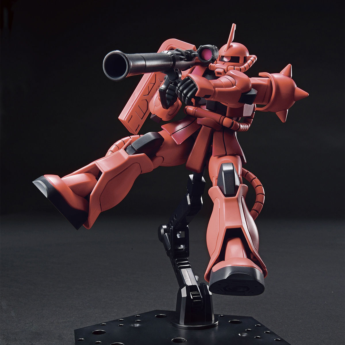 1/144 HGUC Char's Zaku II - Artrovo Gundam