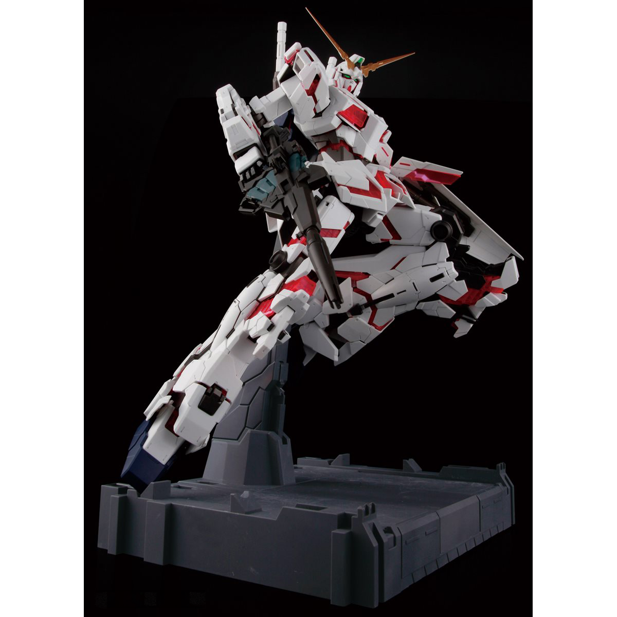 1/60 PG Unicorn Gundam - Artrovo Gundam