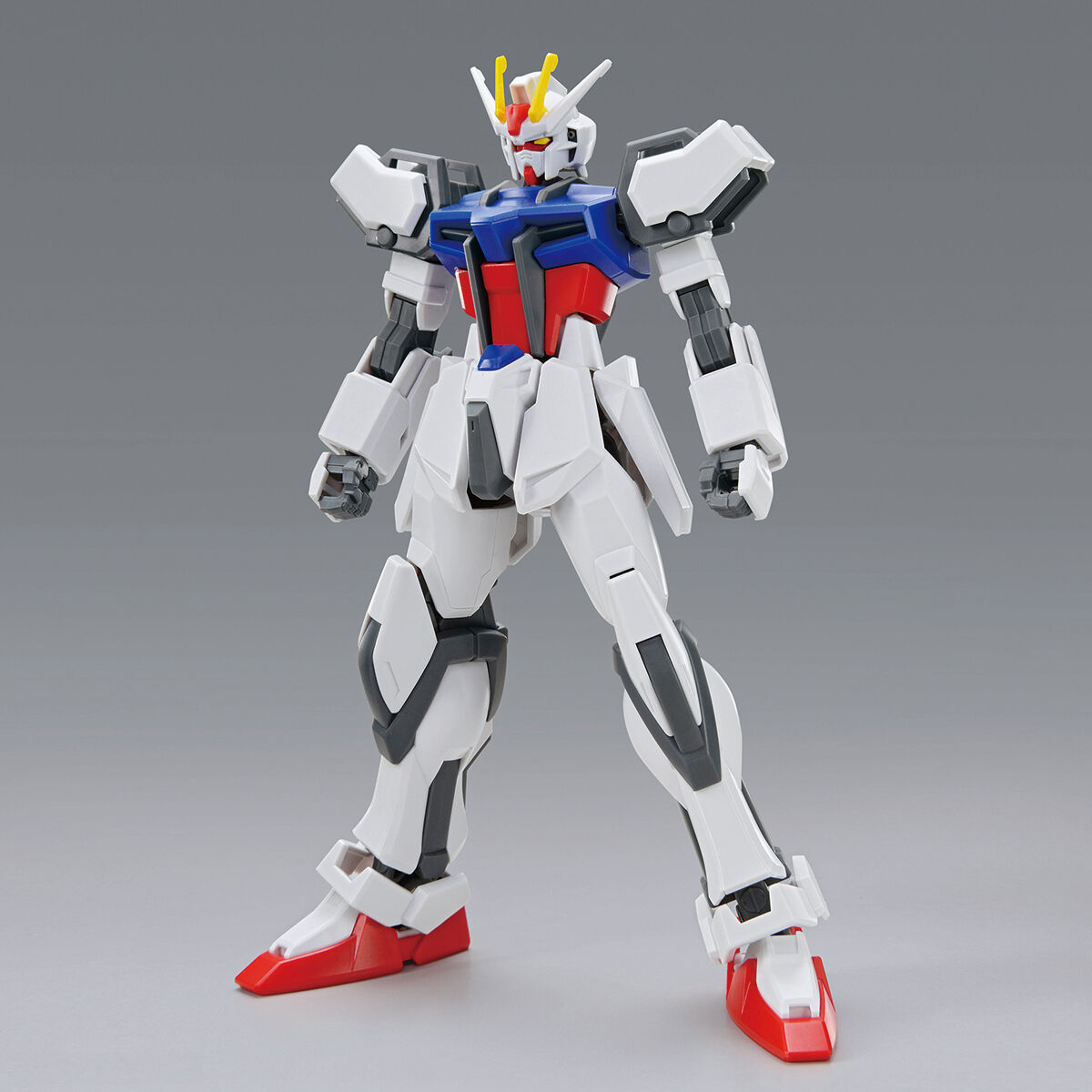 1/144 ENTRY GRADE GAT-X105 Strike Gundam