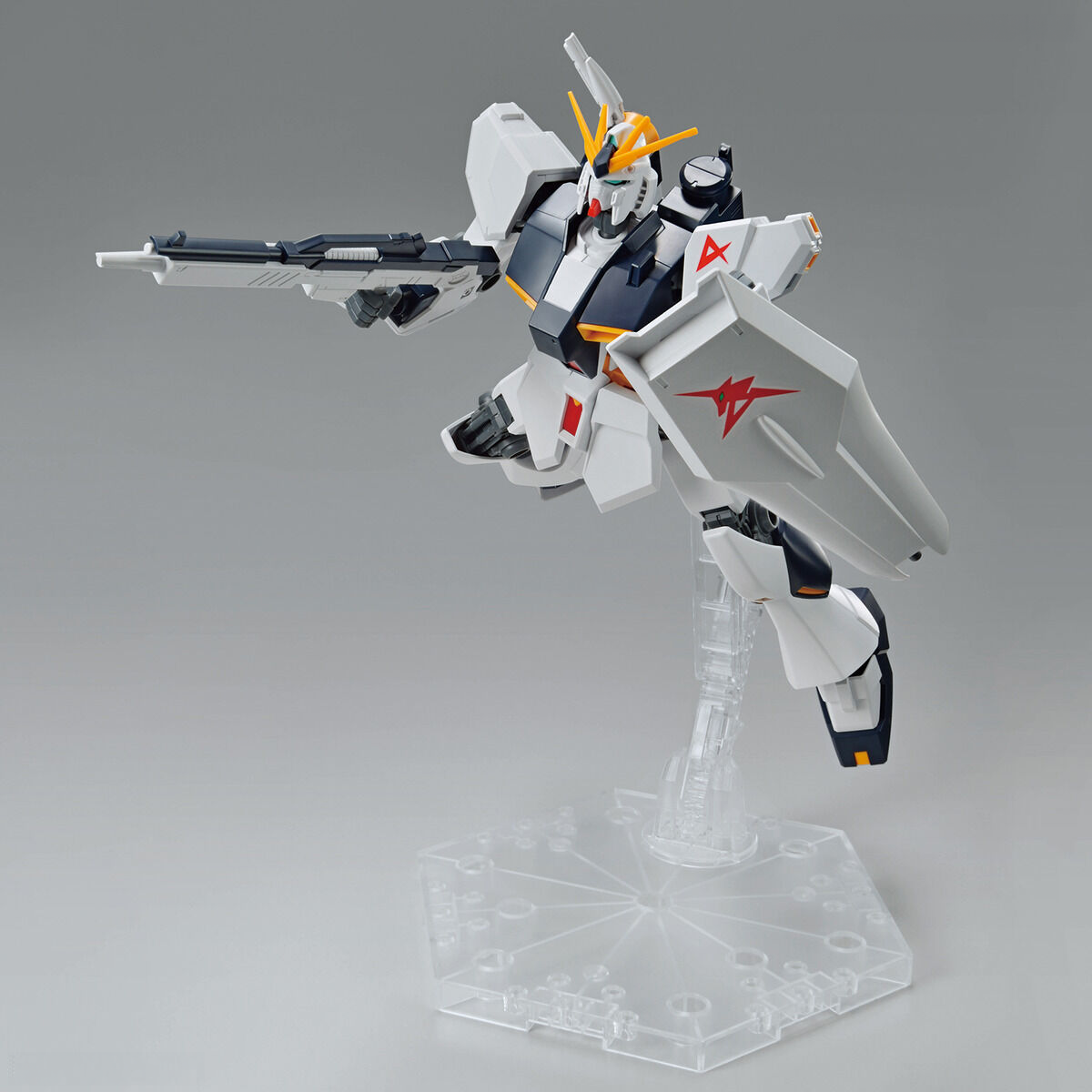 1/144 ENTRY GRADE NU Gundam - Artrovo Gundam