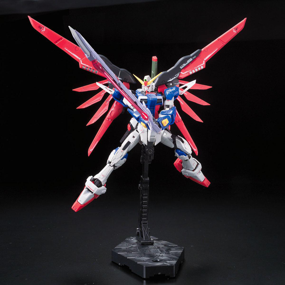 1/144 RG ZGMF-X42S Destiny Gundam - Artrovo Gundam