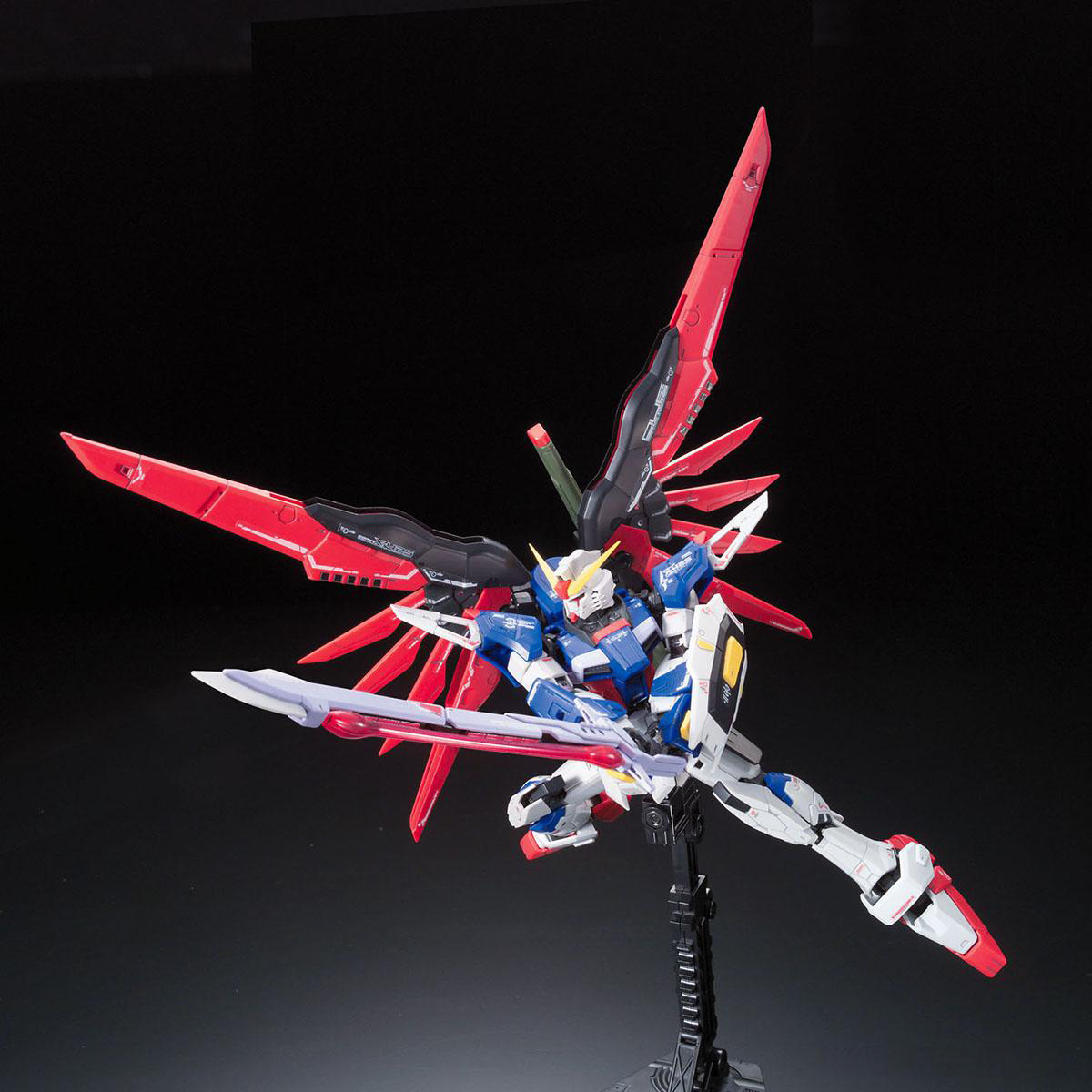 1/144 RG ZGMF-X42S Destiny Gundam - Artrovo Gundam