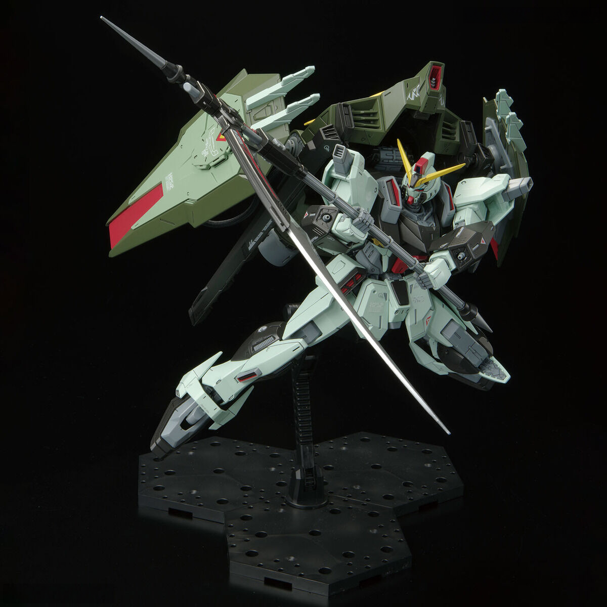 1/100 FULL MECHANICS Forbidden Gundam - Artrovo Gundam