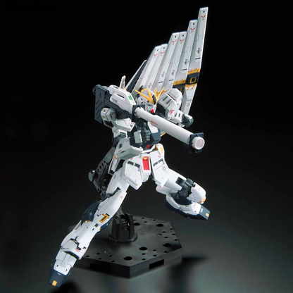 1/144 RG NU Gundam - Artrovo Gundam