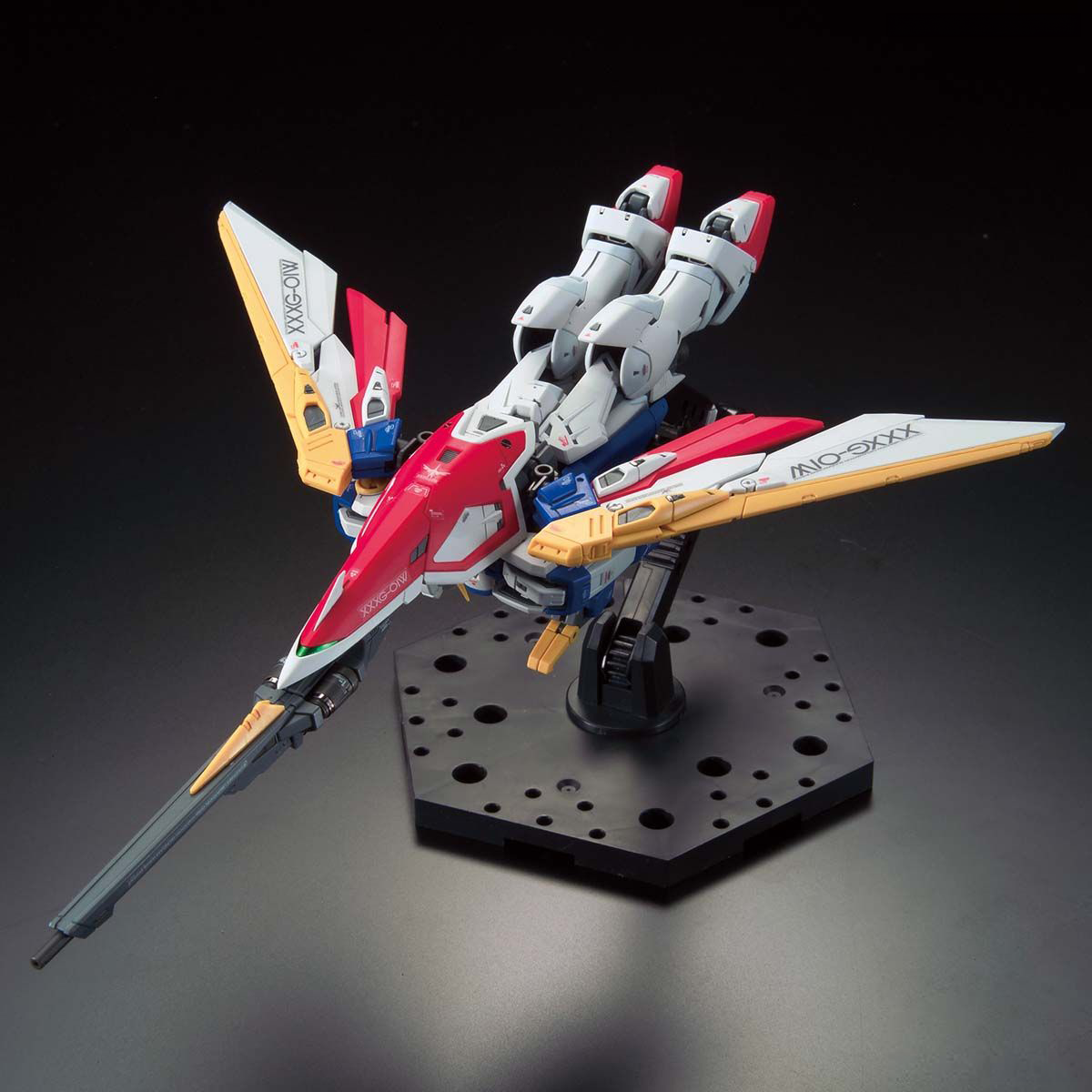 1/144 RG Wing Gundam - Artrovo Gundam