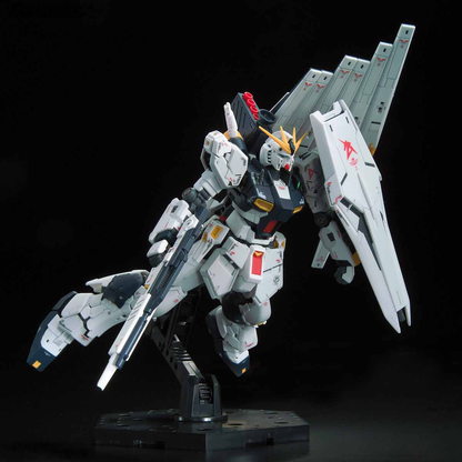 1/144 RG NU Gundam - Artrovo Gundam