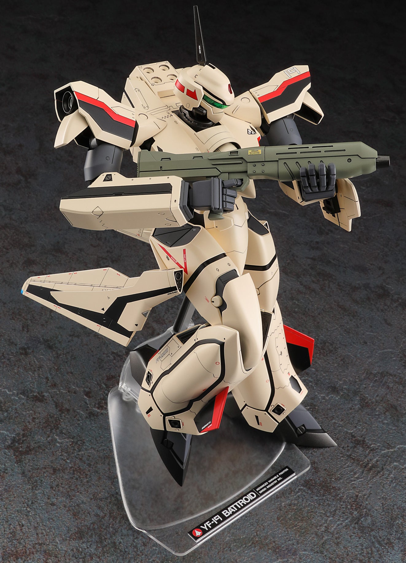 1/72 YF-19 Battroid Macross Plus