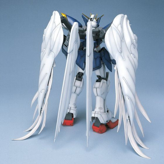 1/60 Perfect Grade Wing Gundam Zero Custom - Artrovo Gundam