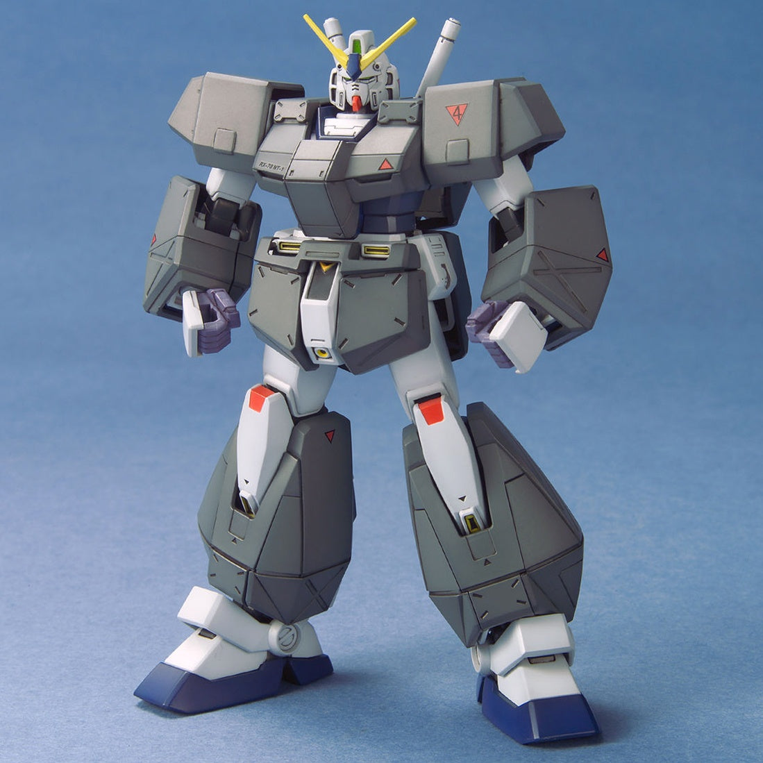 1/144 HGUC Gundam NT-1 Alex - Artrovo Gundam