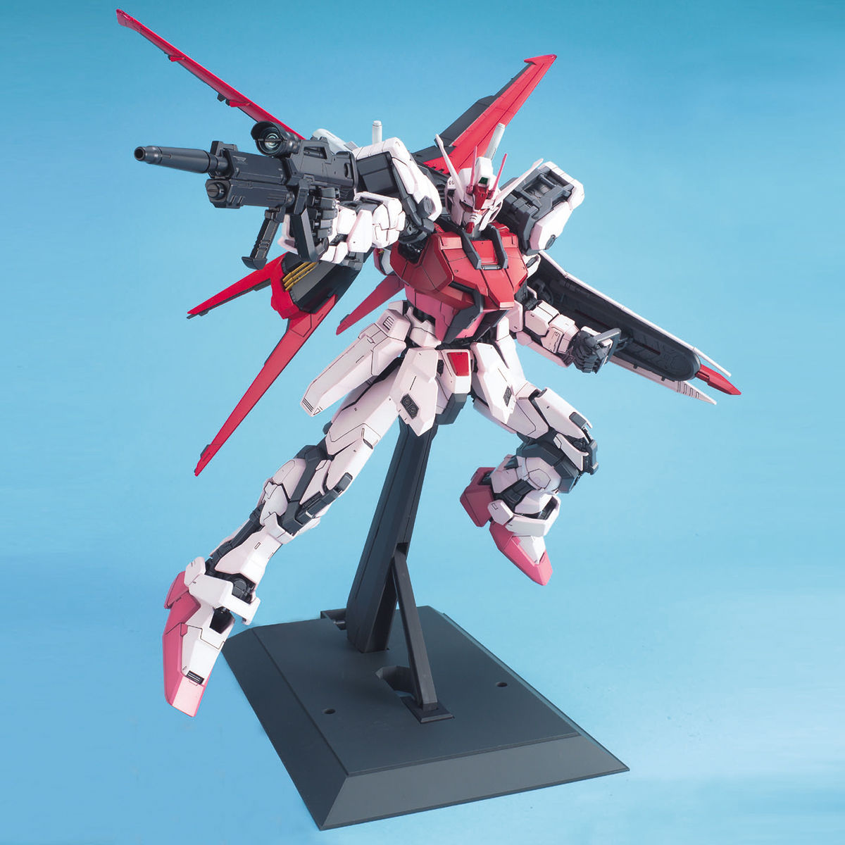 1/60 Perfect Grade Strike Rouge + Skygrasper - Artrovo Gundam