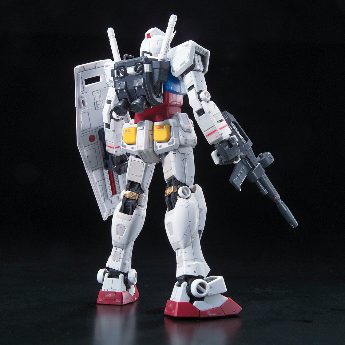 1/144 RG RX-78-2 Gundam - Artrovo Gundam