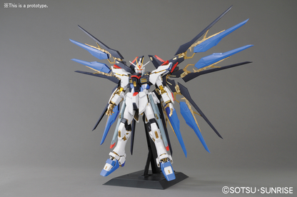 1/60 Perfect Grade Strike Freedom Gundam - Artrovo Gundam