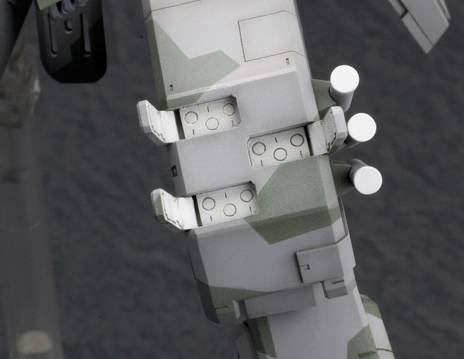 1/100 Metal Gear REX (Reissue) - Artrovo Gundam