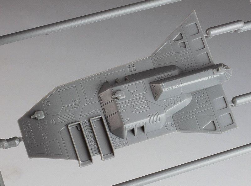 Hasegawa 1/4000 SDF-1 Macross Fortress Warship (The Movie Ver.) Model Kit