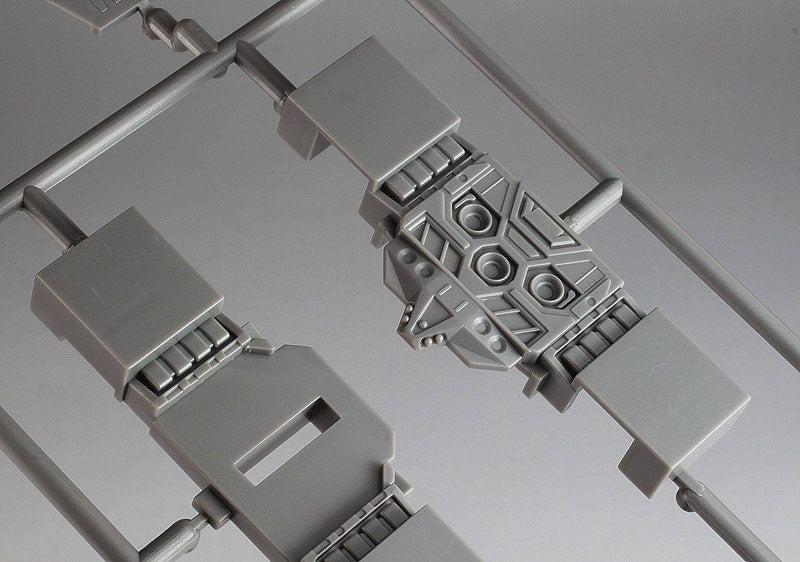 Hasegawa 1/4000 SDF-1 Macross Fortress Warship (The Movie Ver.) Model Kit