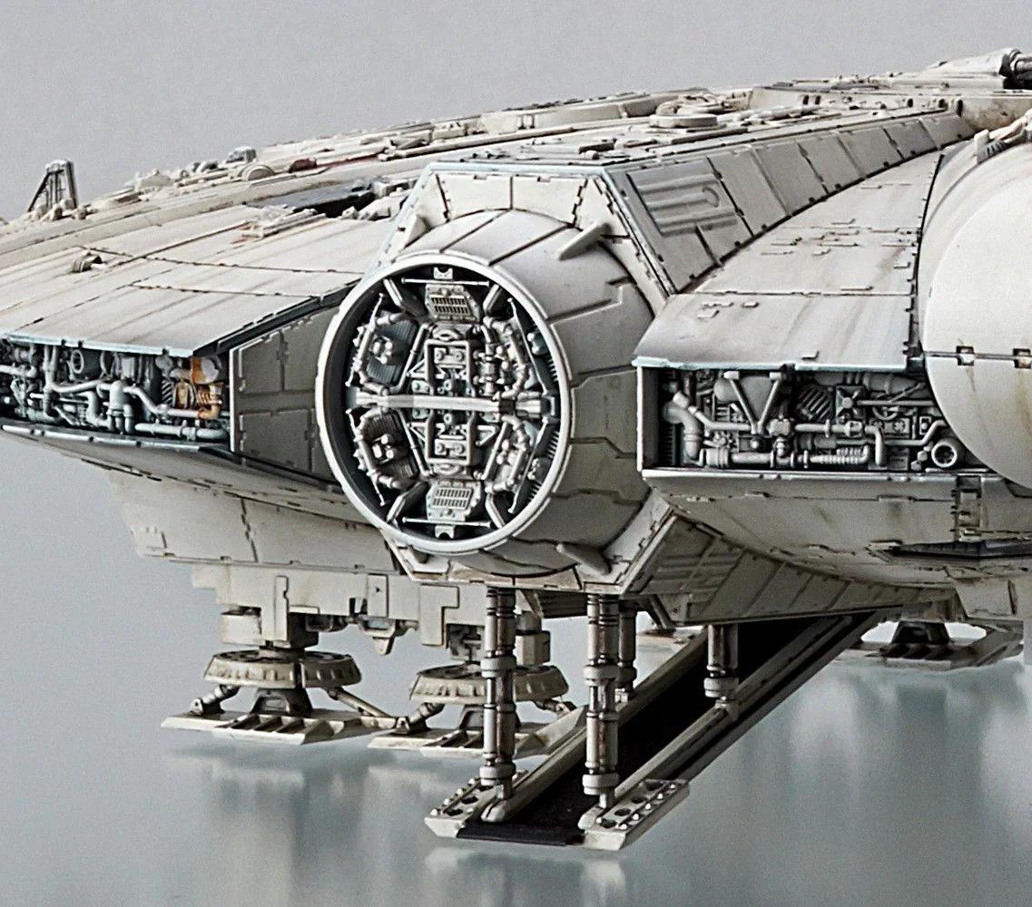 Bandai 1/144 Millennium Falcon Rise Skywalker Model Kit