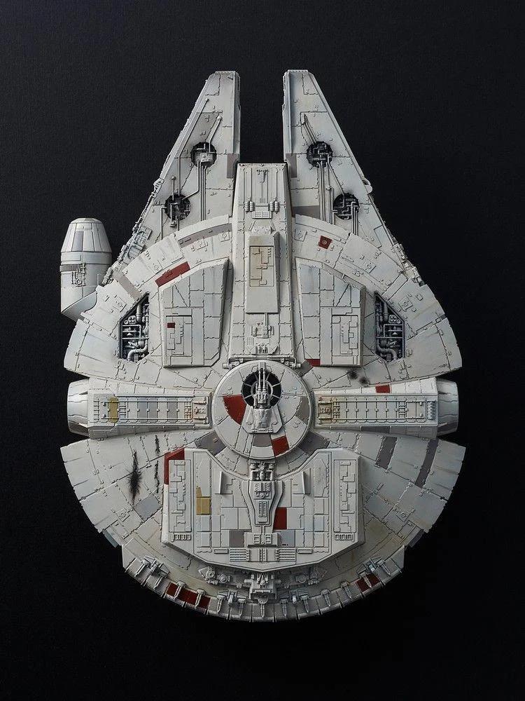 Bandai 1/144 Millennium Falcon Rise Skywalker Model Kit