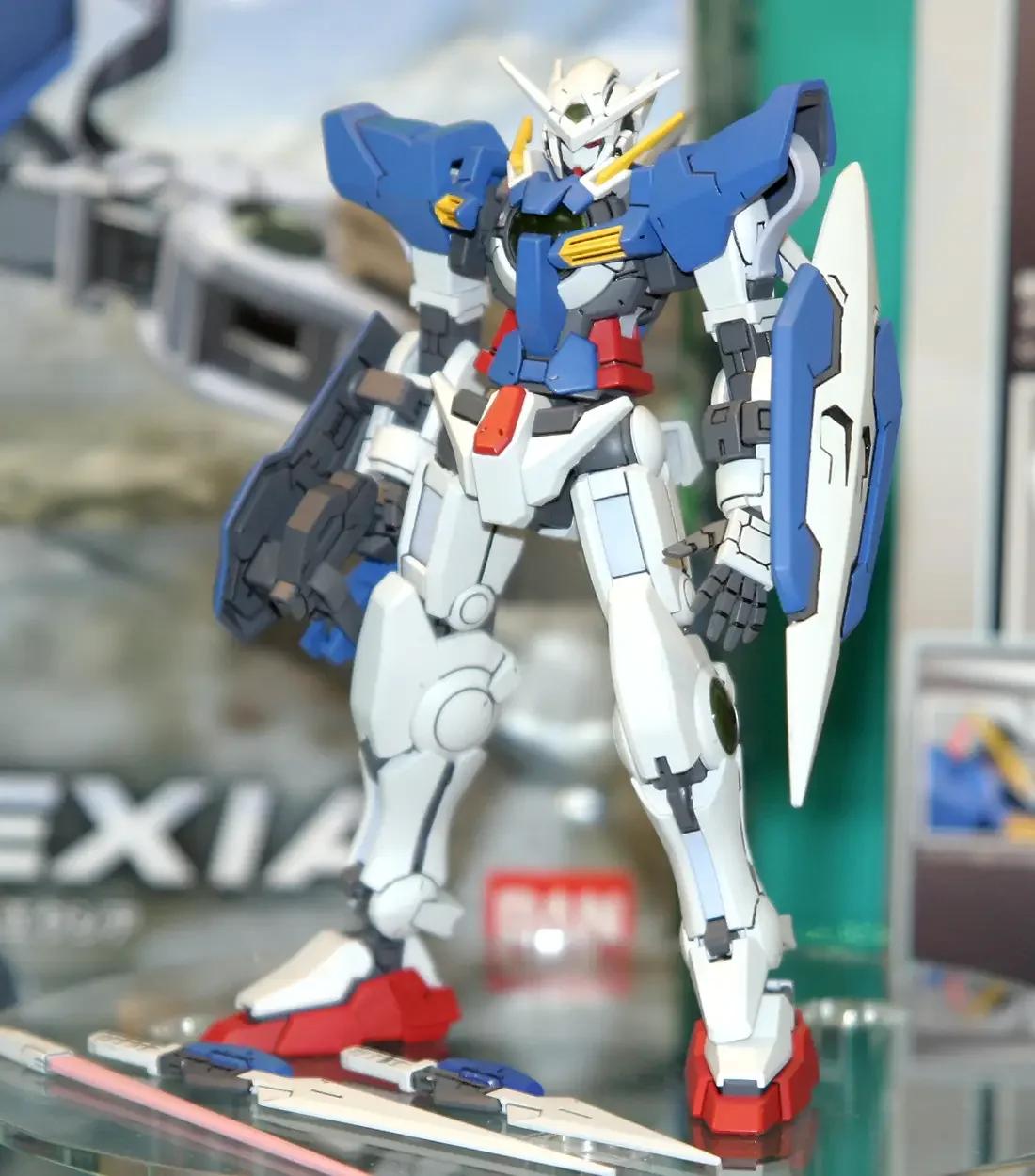 Bandai 1/144 HG Exia Gundam Model Kit