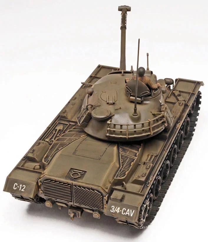 Revell 1/35 M48 A2 Patton Tank Model Kit — official product photo 4