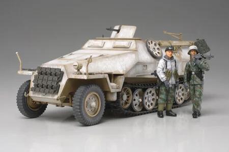 Tamiya 1/48 Spw SD Kfz 251 1 Ausf D Model Kit — box art