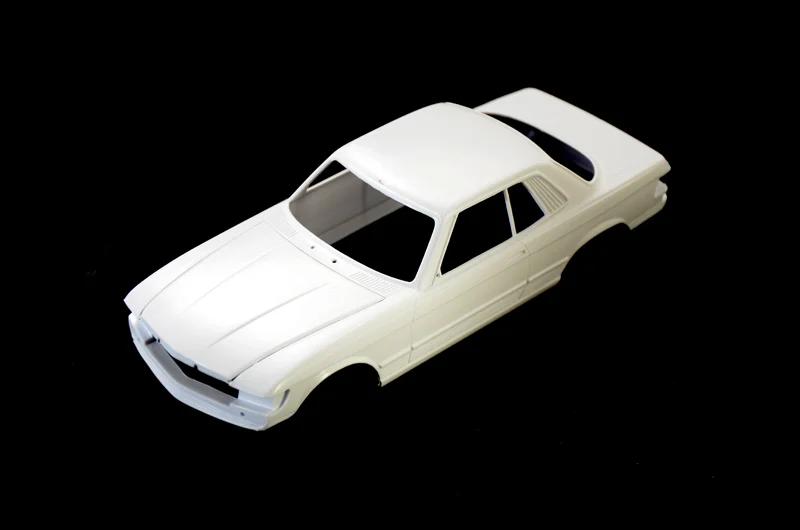 Italeri 1/24 Mercedes-benz 450 Slc Model Kit — official product photo 5