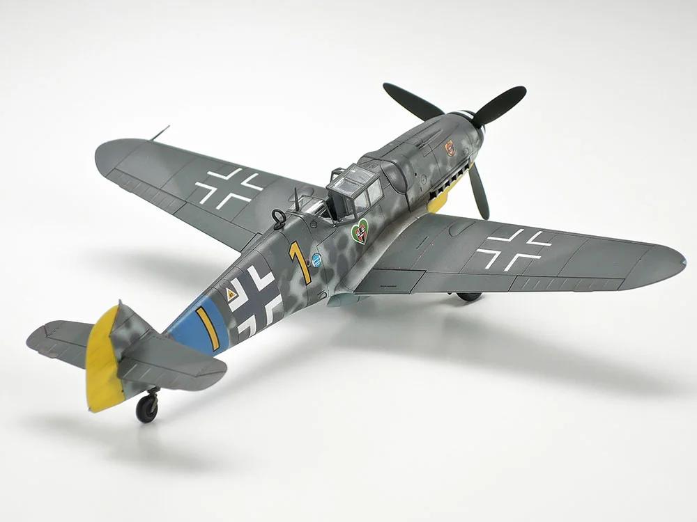 Tamiya 1/72 G-6 Messerschmitt Bf109 Model Kit — official product photo 3