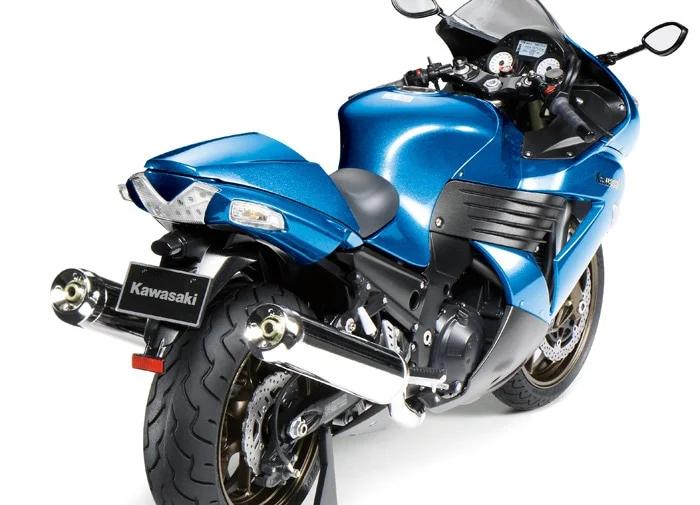 Tamiya Kawasaki Zzr 1400 Model Kit — official product photo 5