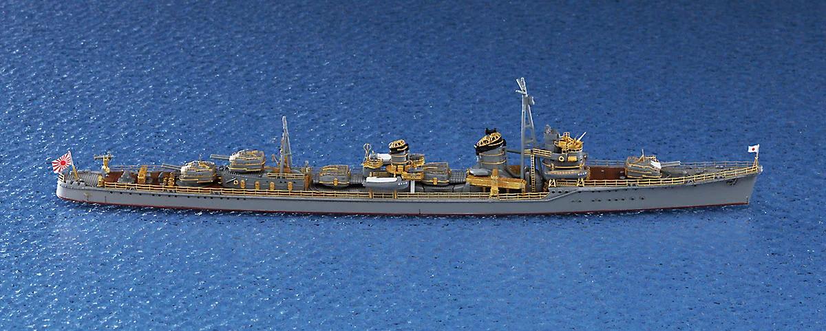 Hasegawa 1/700 Ijn Destroyer Yugumo Model Kit — official product photo 1