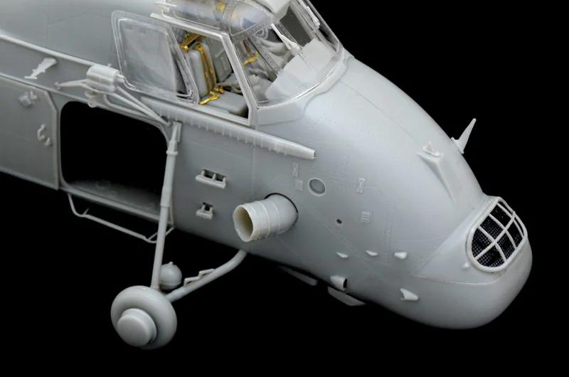 Italeri 1/48 UH-5 Wessex Helicopter Model Kit — official product photo 6