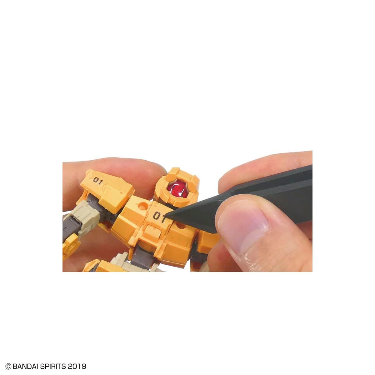 Bandai Blue Tool Set Model Kit — official product photo 3