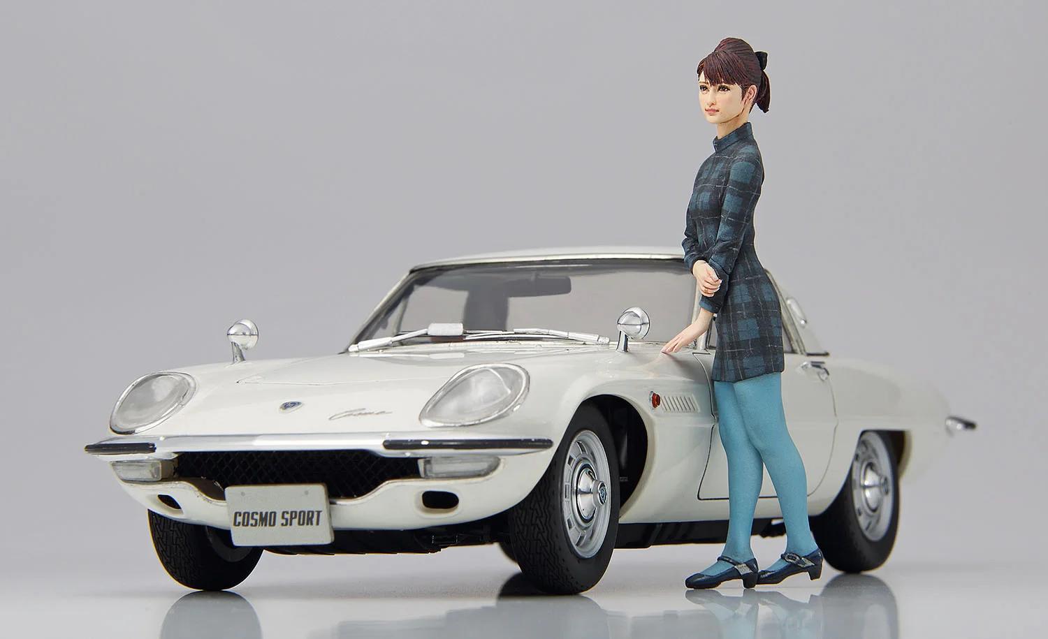 Hasegawa 1/24 Mazda Cosmo Sport L10b W 60s Girl Model Kit — official product photo 3
