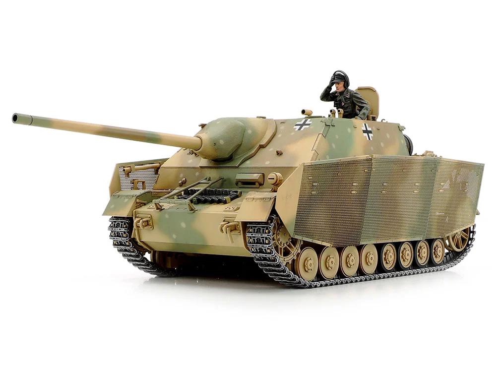 Tamiya 1/35 Panzer IV 70a Model Kit — official product photo 2