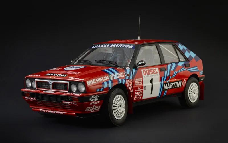 Italeri 1/12 Lancia Delta Hf 16v Sanremo 1989 Model Kit — official product photo 3