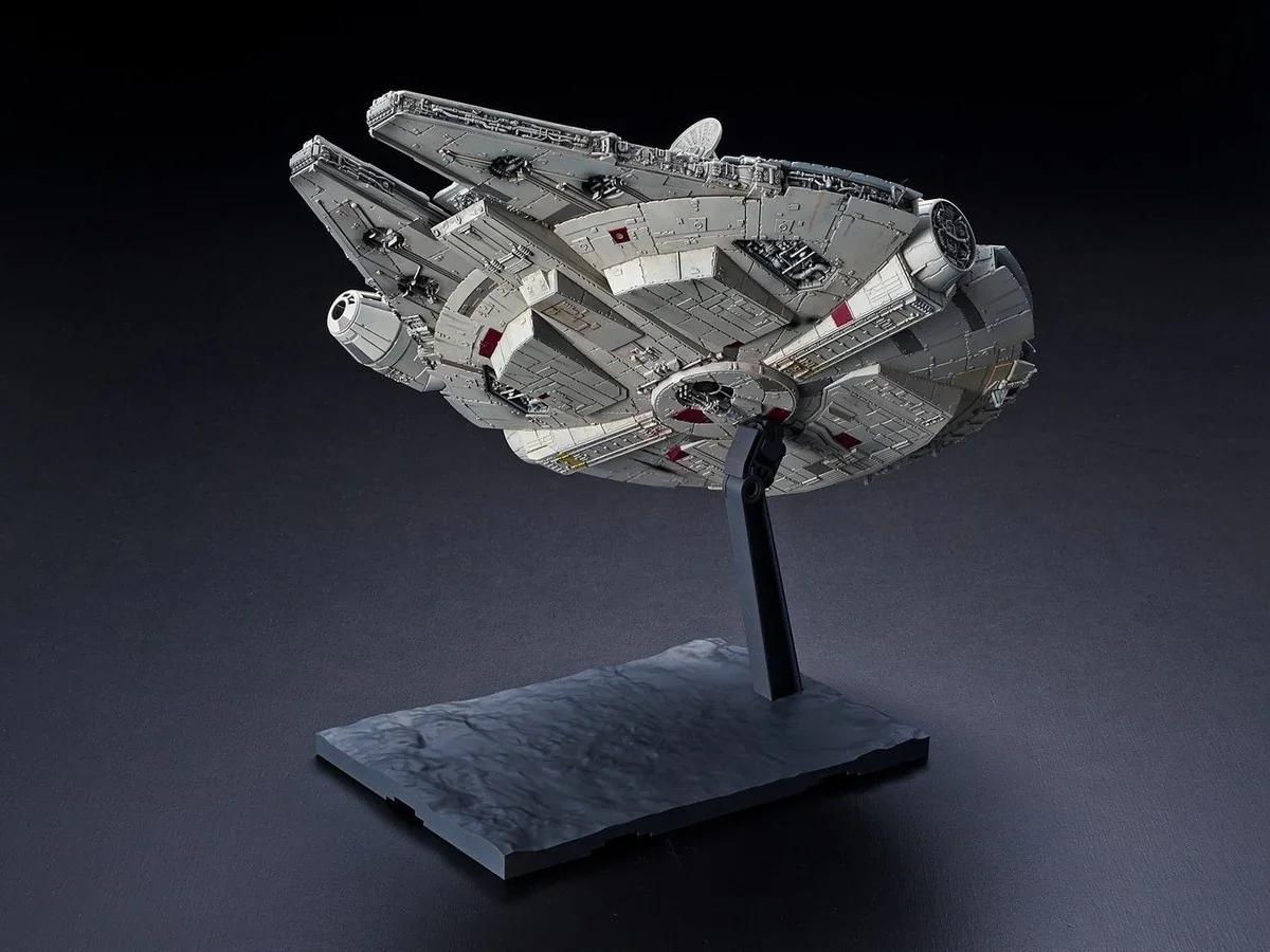 Bandai 1/144 Millennium Falcon Rise Skywalker Model Kit — product photo 5