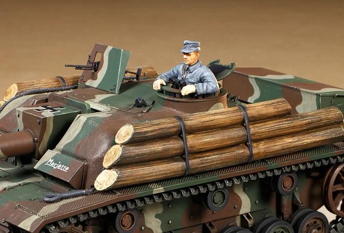 Tamiya 1/35 Sturmgeschutz III Ausf G Model Kit — official product photo 2