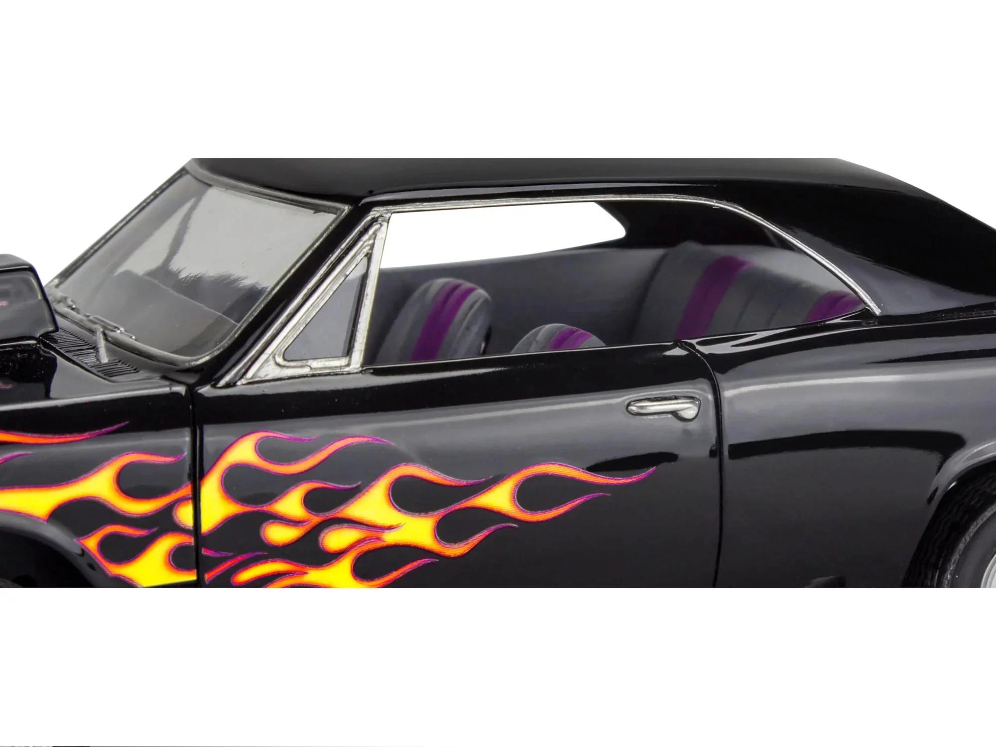 Revell 1/24 66 Chevy Malibu Ss 2n1 Model Kit — official product photo 5