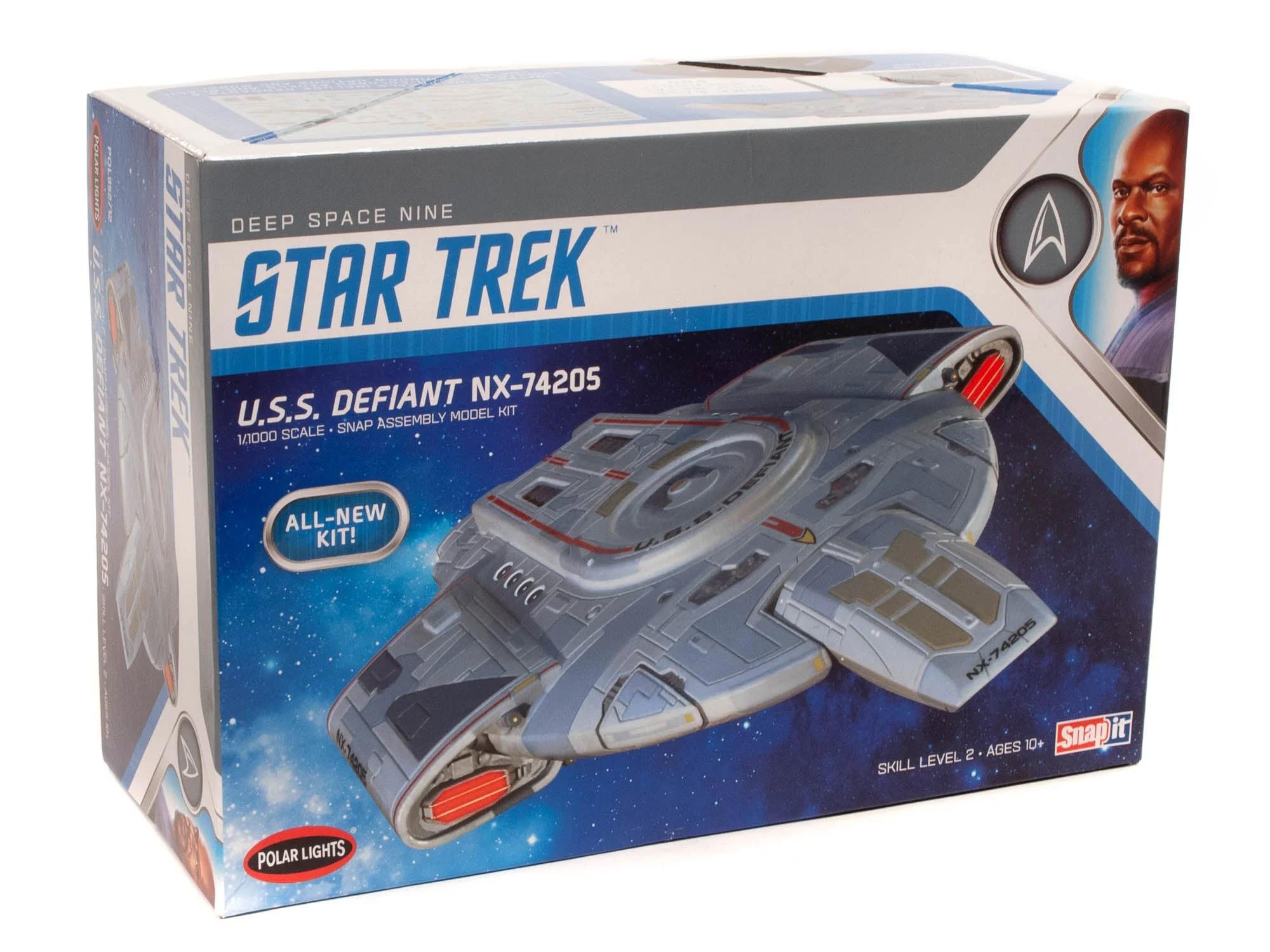 Polar Lights 1/1000 Star Trek U S S Defiant Model Kit — official product photo 1