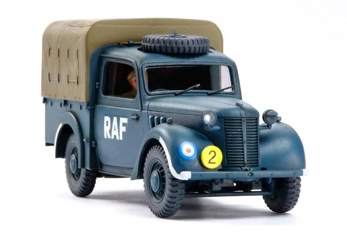 Tamiya 1/48 British Utility Car 10hp Model Kit — official product photo 3