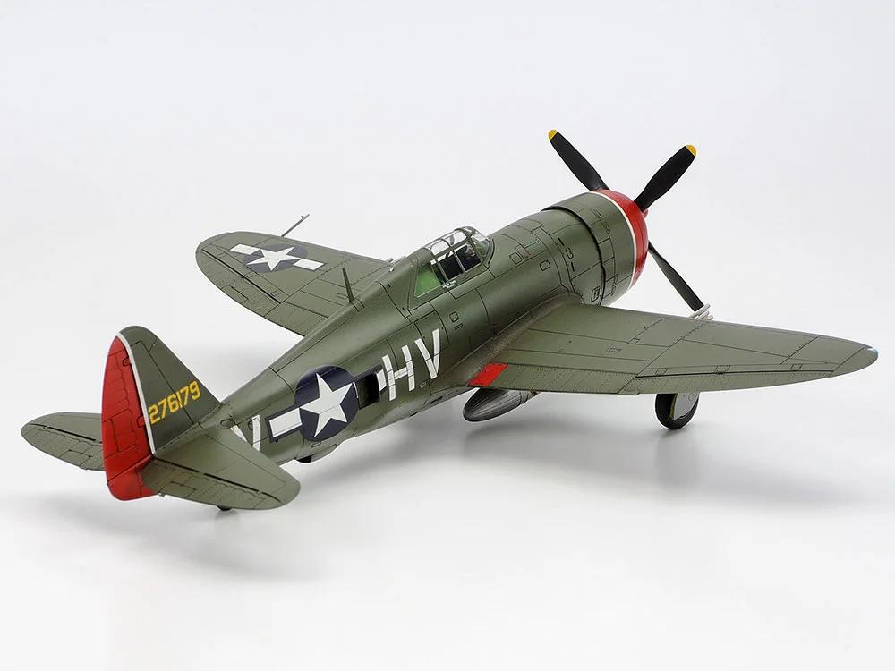 Tamiya 1/72 P-47D Thunderbolt Model Kit — official product photo 2