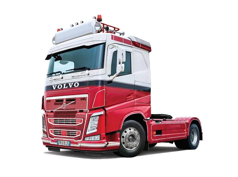 Italeri 1/24 Volvo Fh Plat Dak Model Kit — official product photo 1