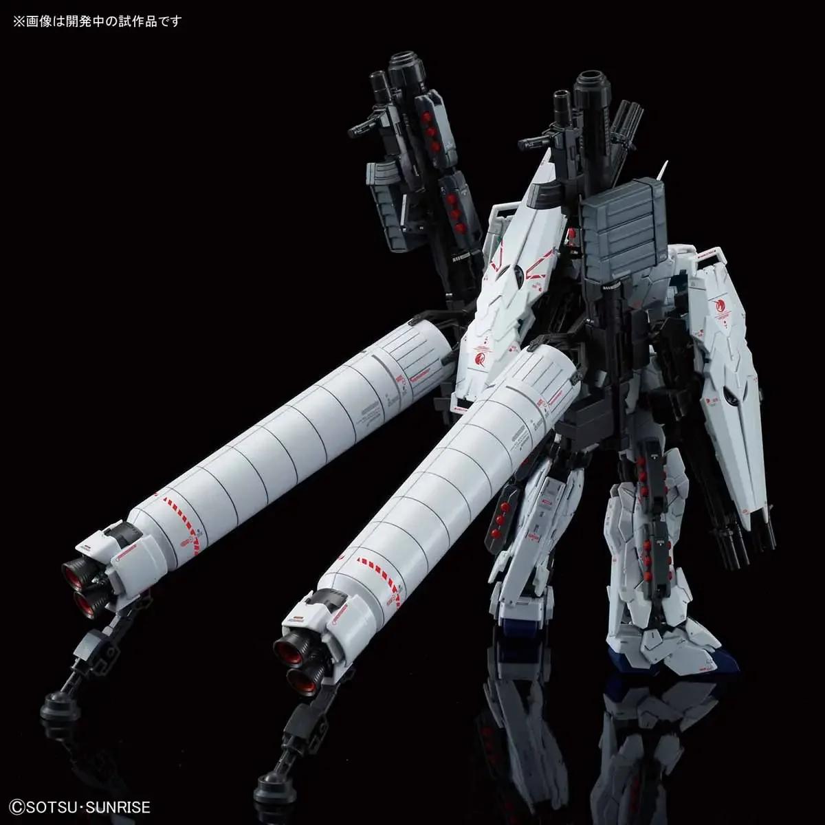 Bandai 1/144 RG Full Armor Unicorn Model Kit — product photo 4