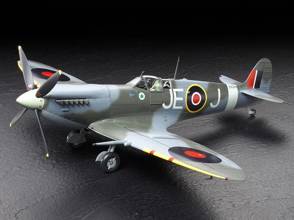 Tamiya 1/32 Spitfire Model Kit — official product photo 1