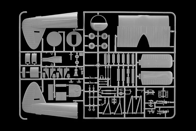 Italeri 1/72 As51 Horsa MK I Aircraft W Paratrps Model Kit — official product photo 3