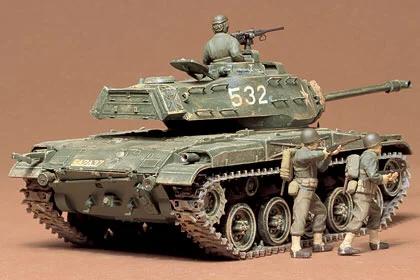 Tamiya 1/35 US M41 Walker Bulldog Model Kit — box art