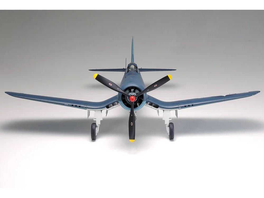 Tamiya 1/32 Vought F4u-1a Corsair Model Kit — official product photo 4
