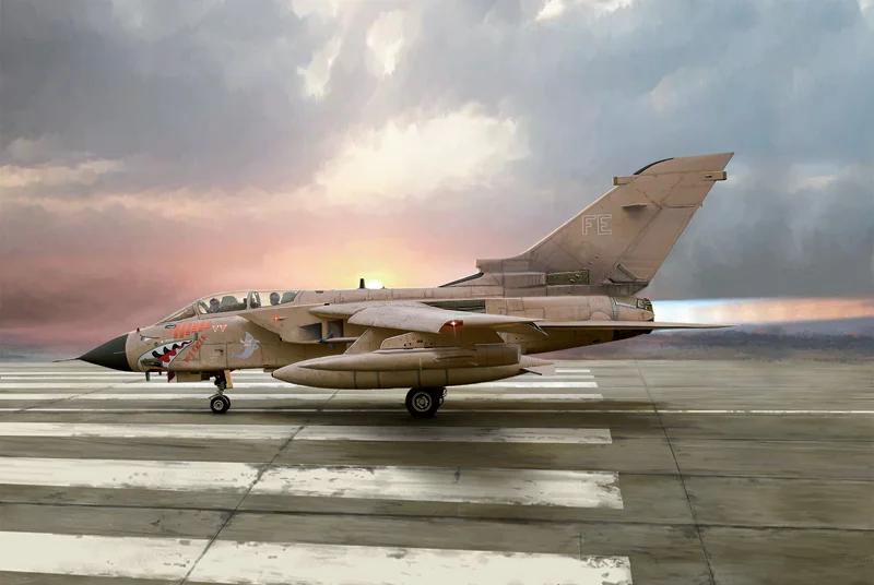 Italeri 1/72 Tornado Gr 1 RAF Fghter Model Kit — official product photo 1