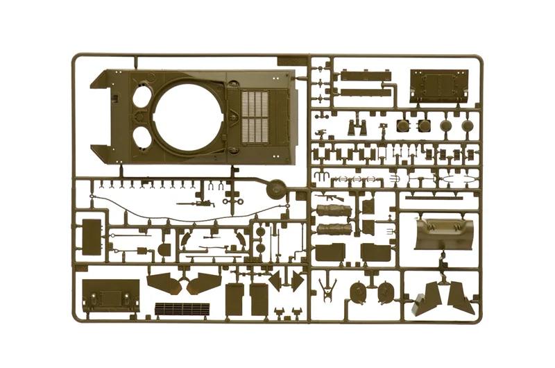 Italeri 1/35 Sherman M4a3e8 Korean War Model Kit — official product photo 6