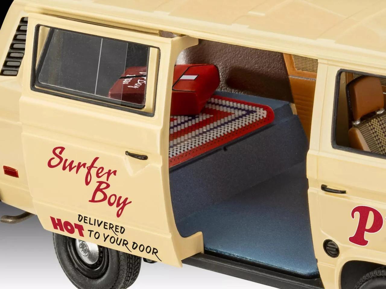 Revell 1/25 Vw Pizza Vanstranger Things Model Kit — official product photo 3